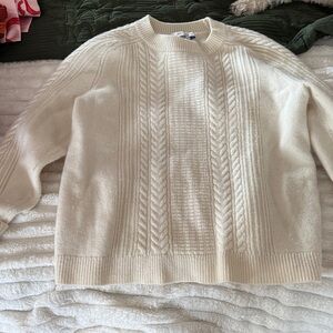 Vineyard Vines Cream Cable Knit Sweater